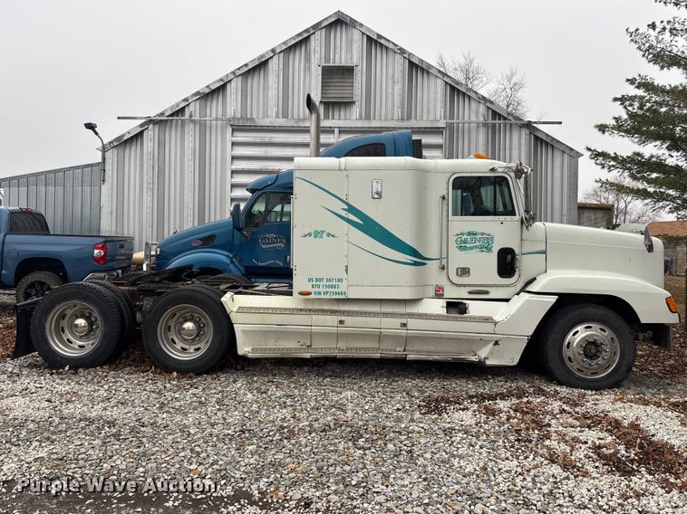 image for item EM5045 1997 Freightliner FLD semi truck