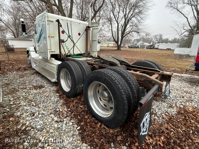 image for item EM5045 1997 Freightliner FLD semi truck