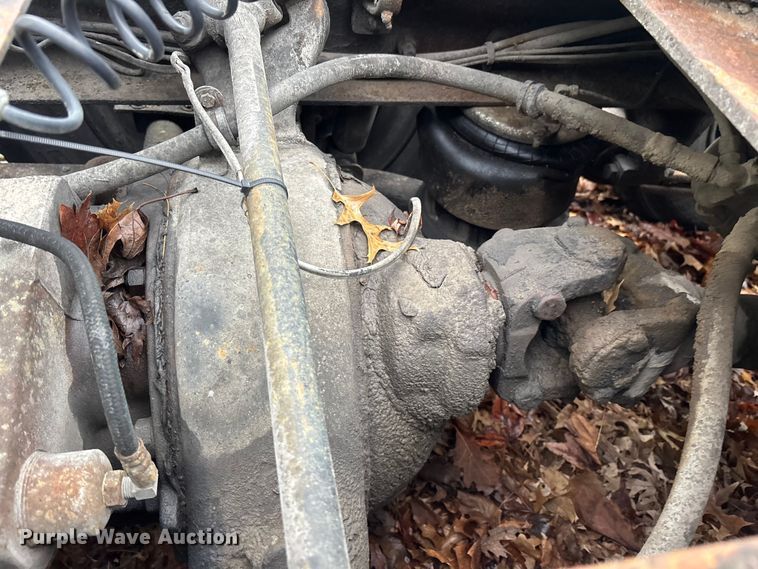 image for item EM5045 1997 Freightliner FLD semi truck