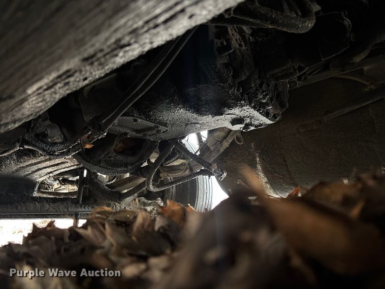 image for item EM5045 1997 Freightliner FLD semi truck