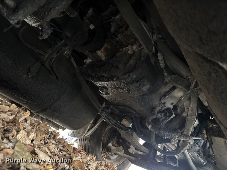 image for item EM5045 1997 Freightliner FLD semi truck