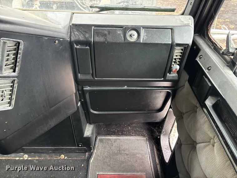 image for item EM5045 1997 Freightliner FLD semi truck