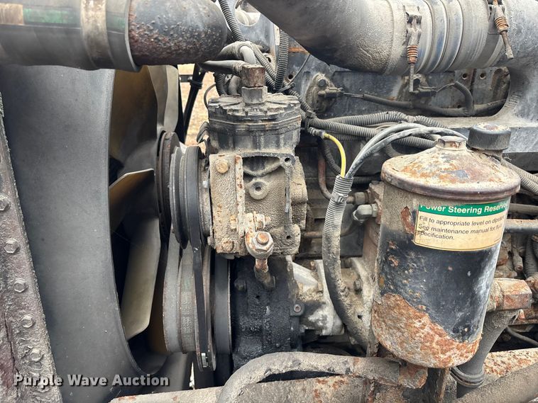 image for item EM5045 1997 Freightliner FLD semi truck