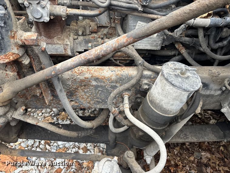 image for item EM5045 1997 Freightliner FLD semi truck