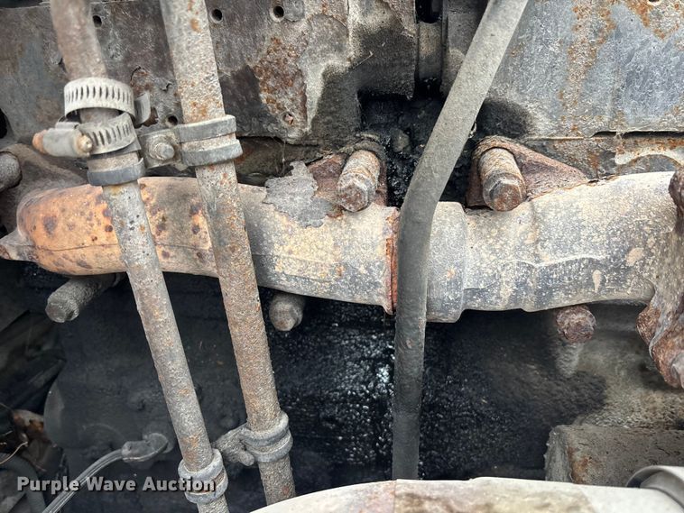 image for item EM5045 1997 Freightliner FLD semi truck