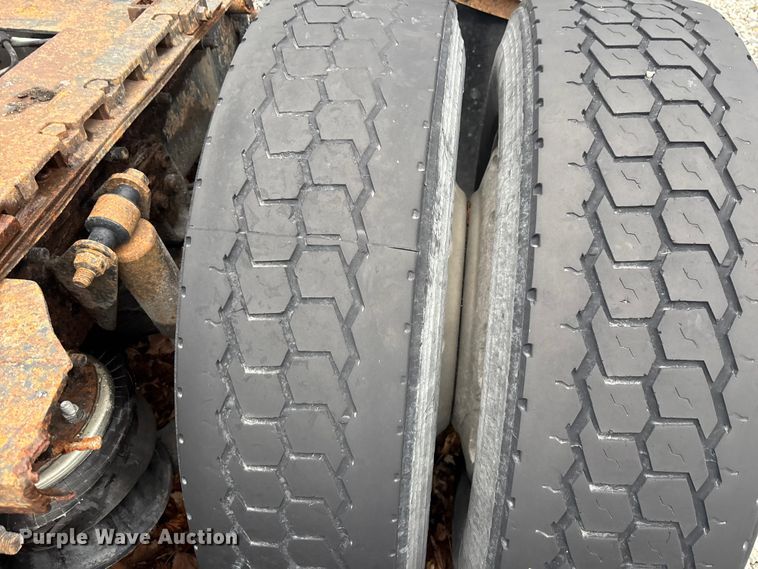 image for item EM5045 1997 Freightliner FLD semi truck