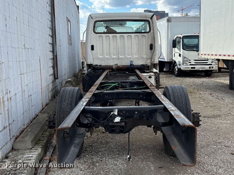image for item EM5049 2020 Freightliner Business Class M2 truck cab and chassis