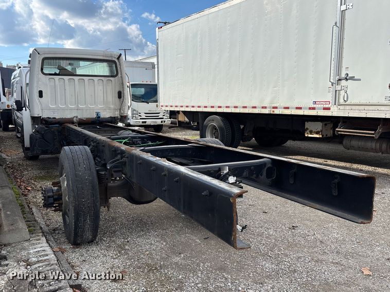 image for item EM5049 2020 Freightliner Business Class M2 truck cab and chassis