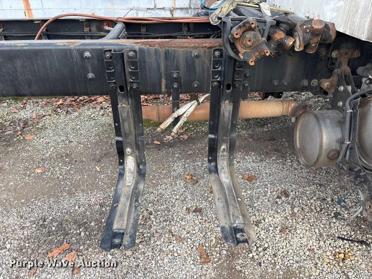 image for item EM5049 2020 Freightliner Business Class M2 truck cab and chassis