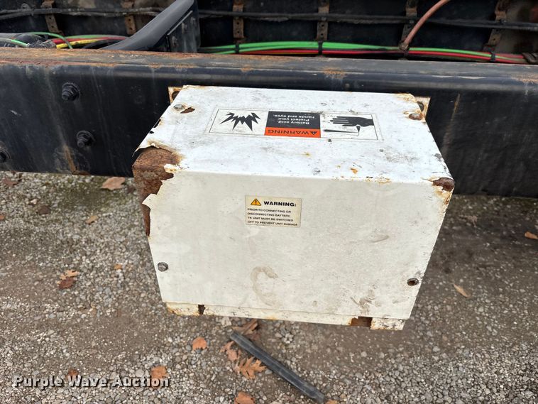 image for item EM5049 2020 Freightliner Business Class M2 truck cab and chassis