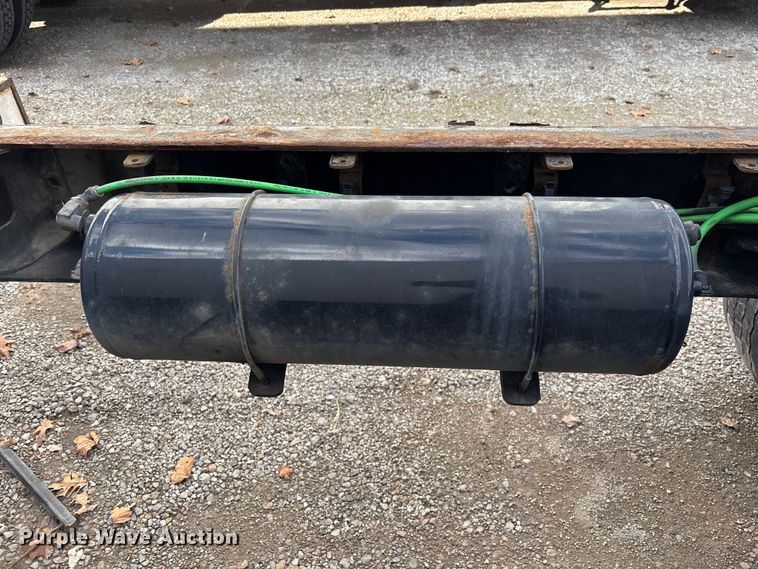 image for item EM5049 2020 Freightliner Business Class M2 truck cab and chassis