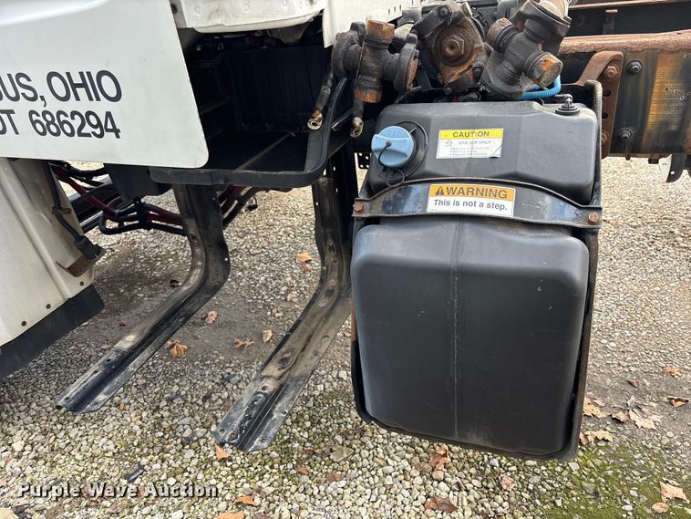 image for item EM5049 2020 Freightliner Business Class M2 truck cab and chassis