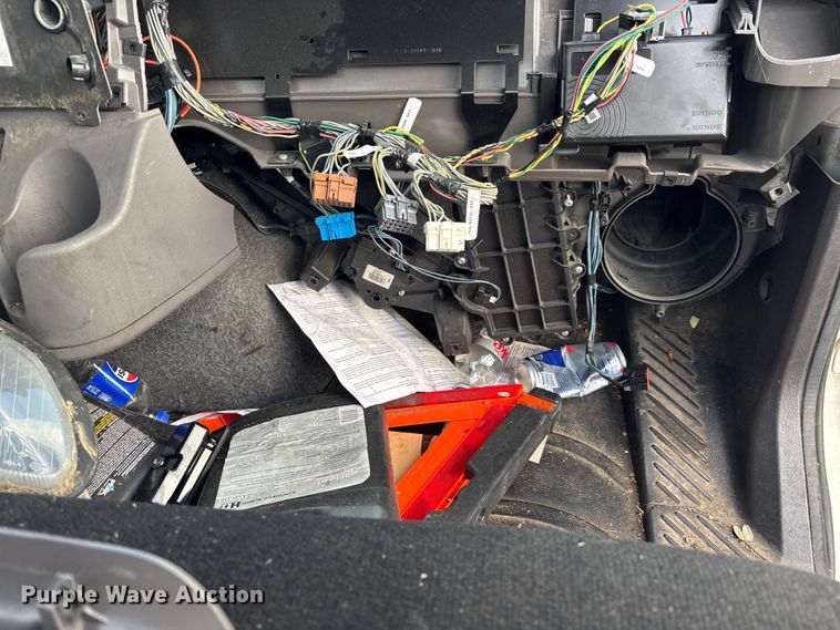 image for item EM5049 2020 Freightliner Business Class M2 truck cab and chassis