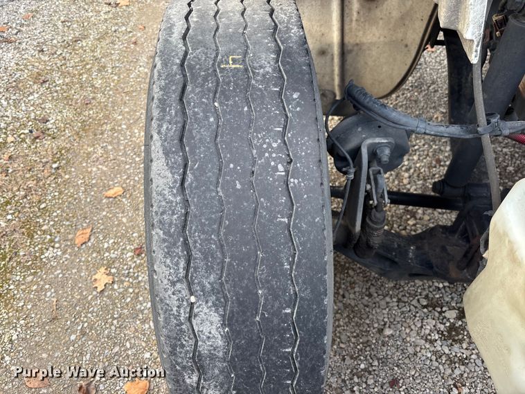 image for item EM5049 2020 Freightliner Business Class M2 truck cab and chassis