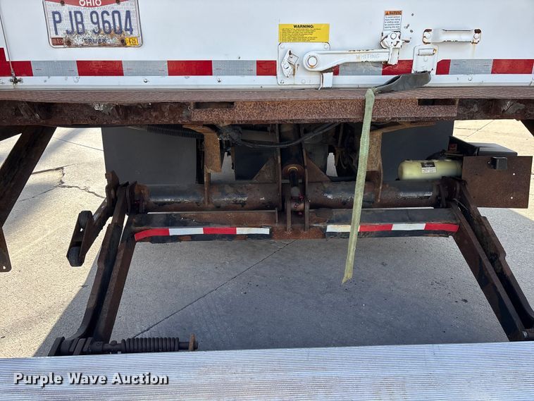 image for item EM5050 2016 Isuzu NPR box truck