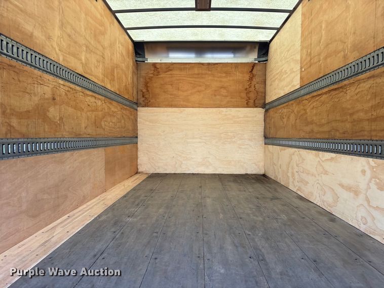 image for item EM5050 2016 Isuzu NPR box truck