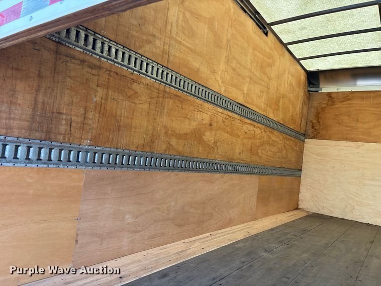 image for item EM5050 2016 Isuzu NPR box truck