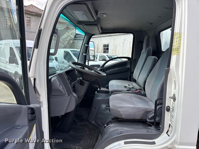 image for item EM5050 2016 Isuzu NPR box truck