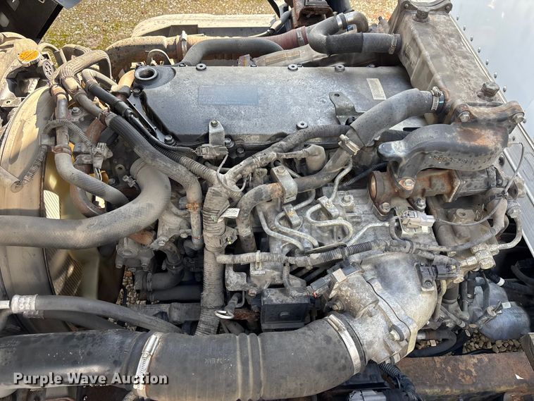 image for item EM5050 2016 Isuzu NPR box truck