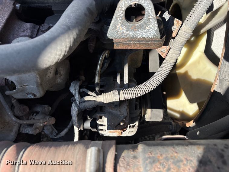 image for item EM5050 2016 Isuzu NPR box truck