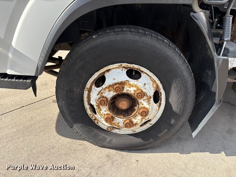 image for item EM5050 2016 Isuzu NPR box truck