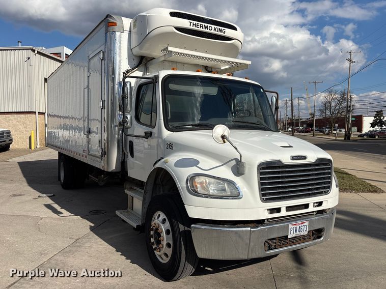 image for item EM5051 2016 Freightliner Business Class M2 refrigerated truck
