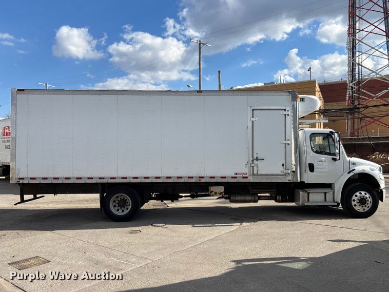 image for item EM5051 2016 Freightliner Business Class M2 refrigerated truck