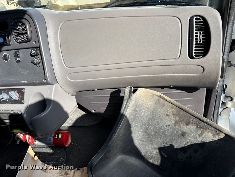 image for item EM5051 2016 Freightliner Business Class M2 refrigerated truck