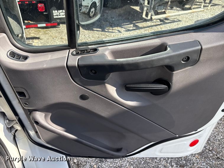 image for item EM5051 2016 Freightliner Business Class M2 refrigerated truck