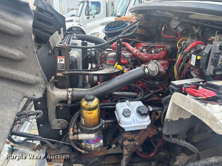 image for item EM5051 2016 Freightliner Business Class M2 refrigerated truck