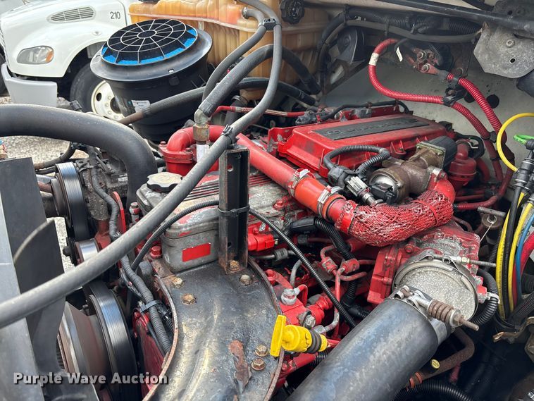 image for item EM5051 2016 Freightliner Business Class M2 refrigerated truck