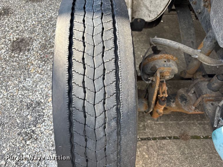 image for item EM5051 2016 Freightliner Business Class M2 refrigerated truck