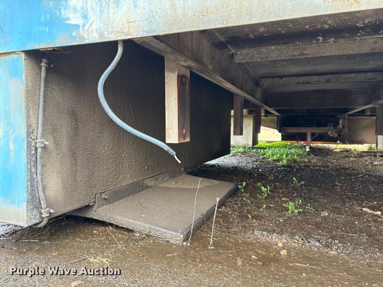 image for item EO4016 Dakota Bodies, Inc. 144-LB utility / service bed