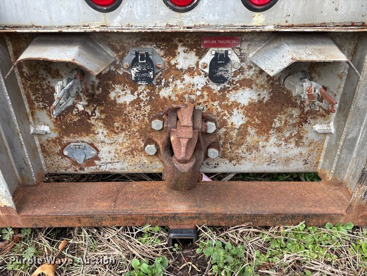 image for item EO4016 Dakota Bodies, Inc. 144-LB utility / service bed