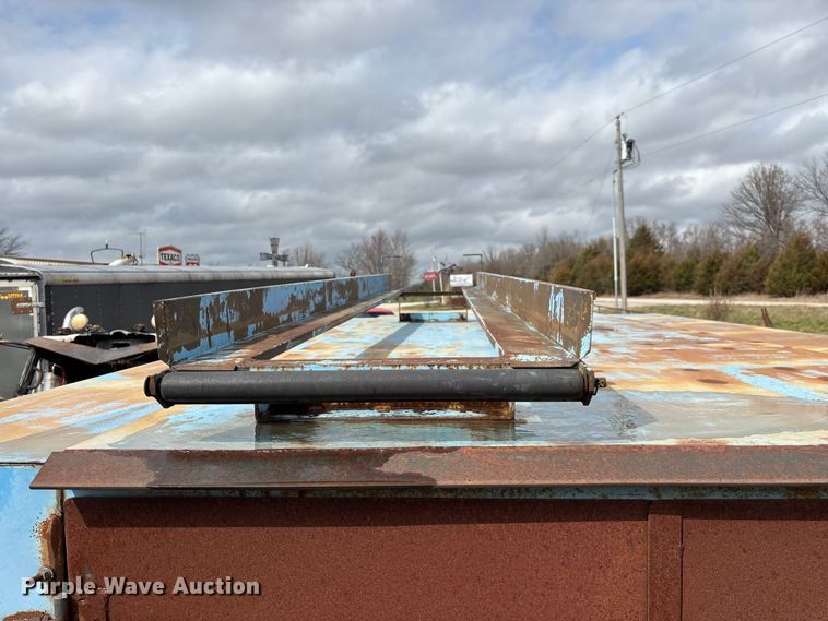 image for item EO4016 Dakota Bodies, Inc. 144-LB utility / service bed