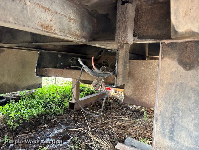 image for item EO4016 Dakota Bodies, Inc. 144-LB utility / service bed