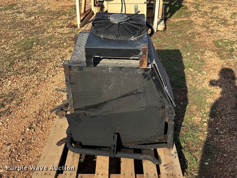 image for item EO4051 Thermo King auxiliary power unit