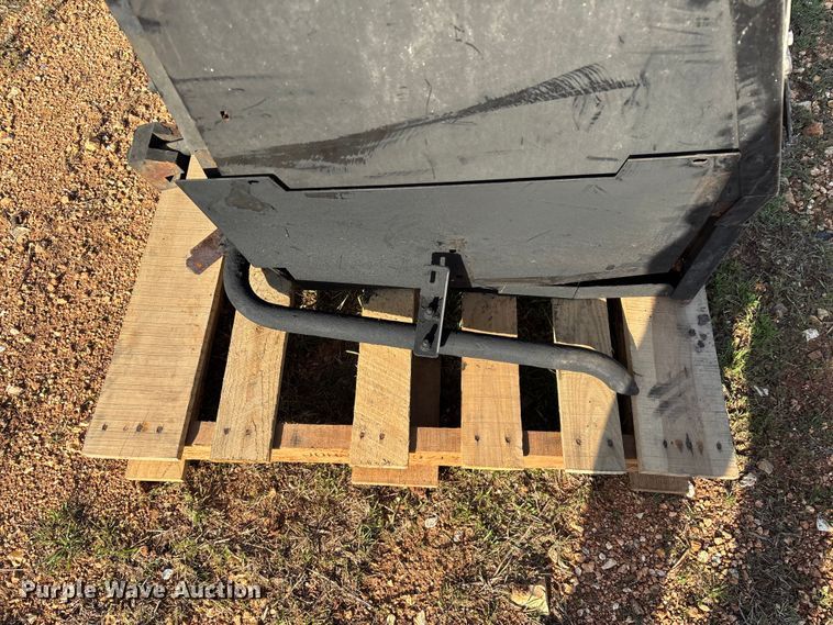 image for item EO4051 Thermo King auxiliary power unit