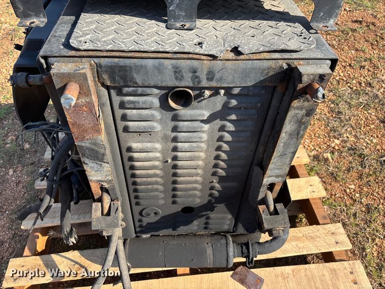 image for item EO4051 Thermo King auxiliary power unit