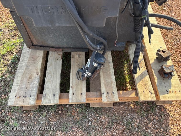 image for item EO4051 Thermo King auxiliary power unit