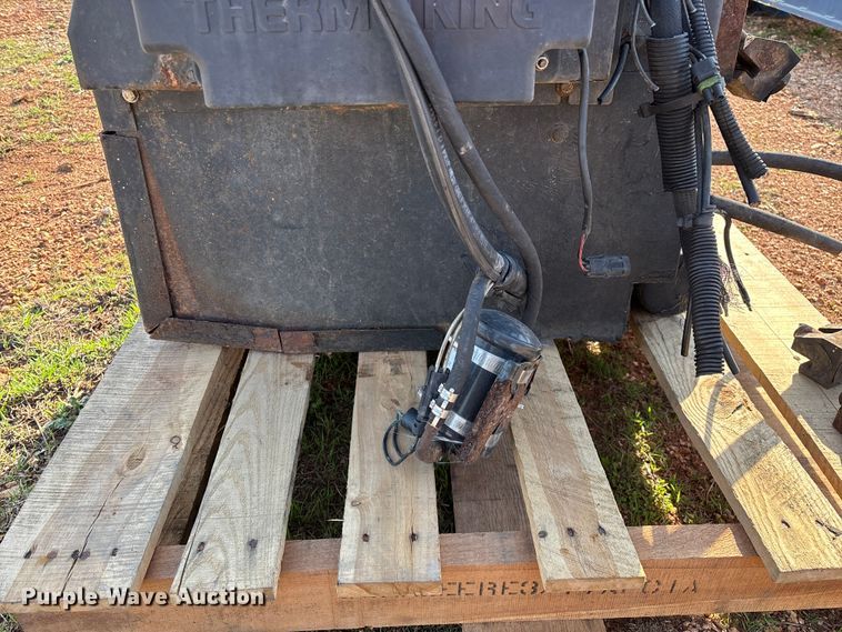 image for item EO4051 Thermo King auxiliary power unit