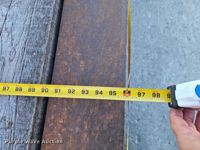 image for item EO7147 1992 Trail King Industries TK80HDG-443 lowboy equipment trailer