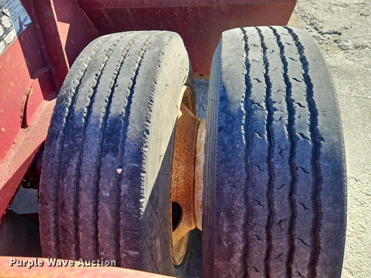 image for item EO7147 1992 Trail King Industries TK80HDG-443 lowboy equipment trailer