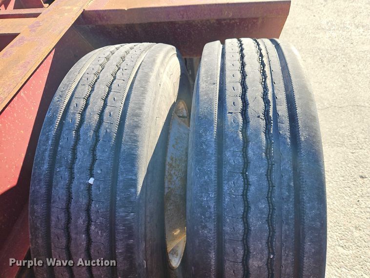 image for item EO7147 1992 Trail King Industries TK80HDG-443 lowboy equipment trailer