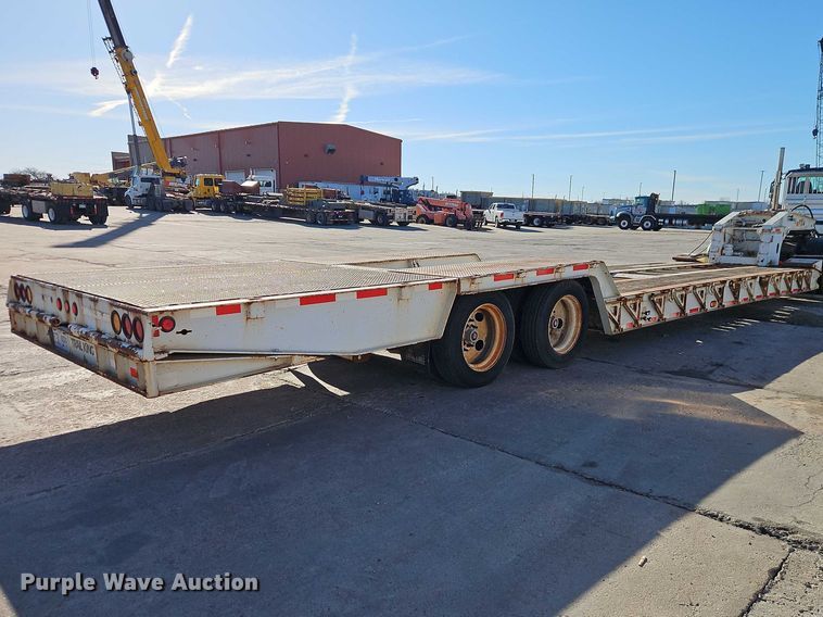 image for item EO7148 2008 Trail King Industries TK70DGHT-502 hydraulic tail lowboy equipment trailer