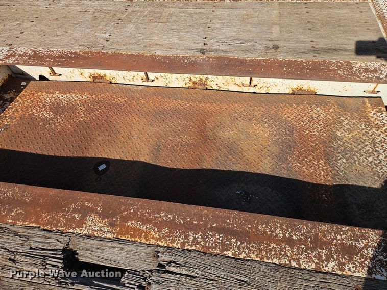 image for item EO7148 2008 Trail King Industries TK70DGHT-502 hydraulic tail lowboy equipment trailer