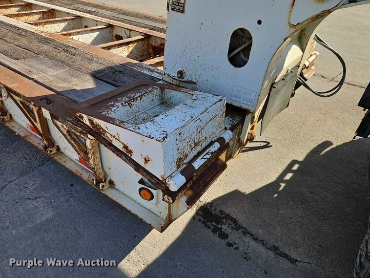 image for item EO7148 2008 Trail King Industries TK70DGHT-502 hydraulic tail lowboy equipment trailer