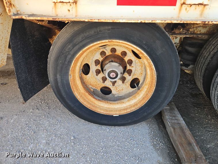 image for item EO7148 2008 Trail King Industries TK70DGHT-502 hydraulic tail lowboy equipment trailer