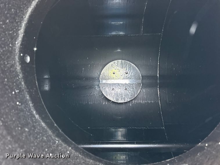 image for item ER0394 1998 Polar asphalt trailer