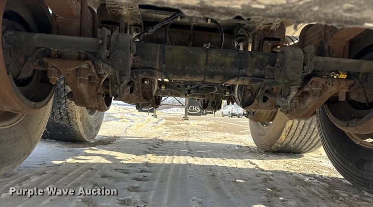 image for item ER0394 1998 Polar asphalt trailer